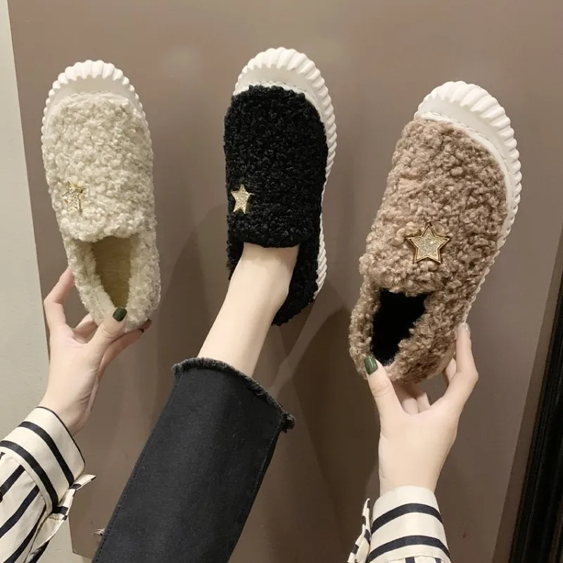 Slip on casual Loafers Walking Footwear Women Outdoor Furry Fashion Flats platform Hot Sale Soft Comfortable Shoes Y18-08
Slip on casual Loafers Walking Footwear Women Outdoor Furry Fashion Flats platform Hot Sale Soft Comfortable Shoes Y18-08