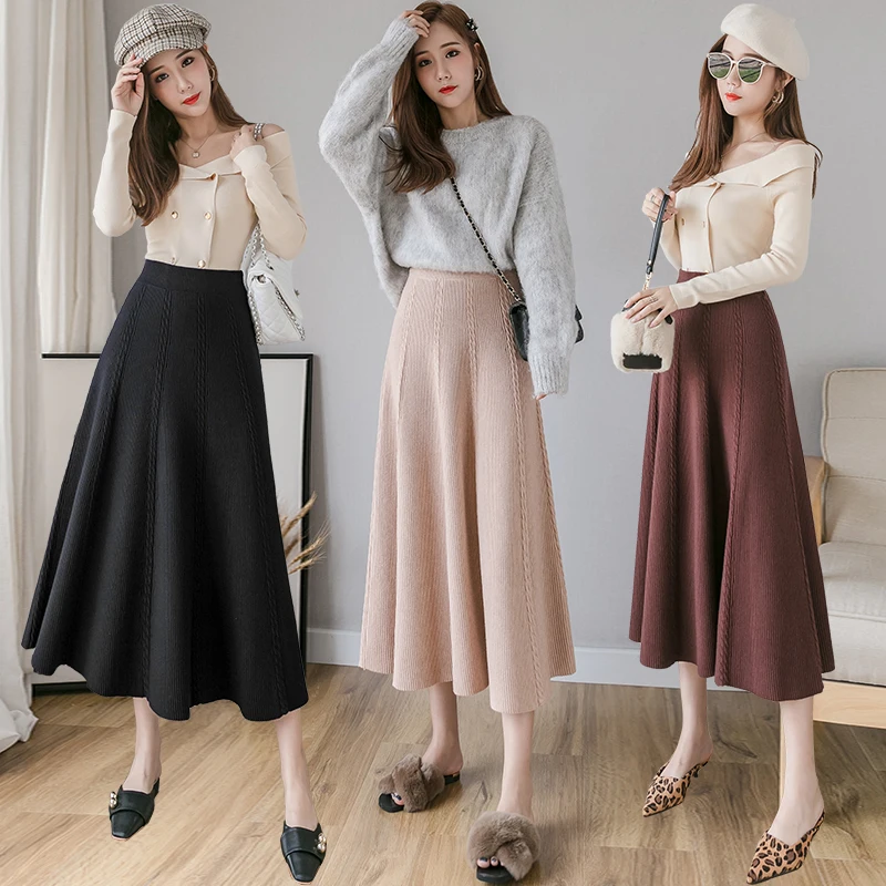 Make New Year qiu dong han edition posed in the skirts of wool long pleated skirt core-spun yarn dress
Make New Year qiu dong han edition posed in the skirts of wool long pleated skirt core-spun yarn dress