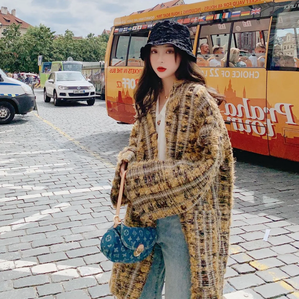 Photo Shoot Vintage Graceful in Tweed Wool Woolen Overcoat Yellow Pattern Mid-length Suit Collar Thick Coat Women's
Photo Shoot Vintage Graceful in Tweed Wool Woolen Overcoat Yellow Pattern Mid-length Suit Collar Thick Coat Women's
