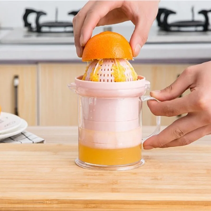 1PC Mini Manual Citrus Plastic Fruit Tool Lemon Orange Squeezer Juicer Machine Portable 100% Original Juicer Kitchen Accessories
1PC Mini Manual Citrus Plastic Fruit Tool Lemon Orange Squeezer Juicer Machine Portable 100% Original Juicer Kitchen Accessories