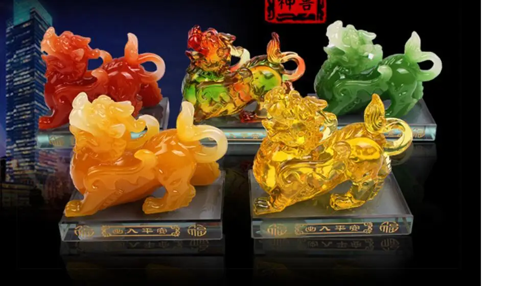 EMERALD YELLOW PI XIU FURNISHING PIECES OF CORAL RED VEHICLE DECORATION LUXURY MYTHICAL WILD ANIMAL SCULPTURE STATUE
EMERALD YELLOW PI XIU FURNISHING PIECES OF CORAL RED VEHICLE DECORATION LUXURY MYTHICAL WILD ANIMAL SCULPTURE STATUE