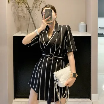 Women Chic Striped Playsuits Notched Collar Office Lady Wear Jumpsuits Causal Rompers Short Sleeve Jumpsuits With Belt 
Women Chic Striped Playsuits Notched Collar Office Lady Wear Jumpsuits Causal Rompers Short Sleeve Jumpsuits With Belt