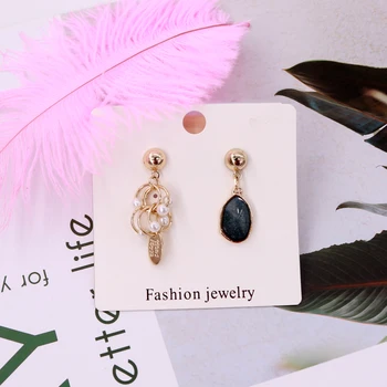 50pcs/lot White Paper Earrings Card Fashion Hairpin Cards Nice Jewelry Organizer Bracelet Necklace Display Packaging Cards
50pcs/lot White Paper Earrings Card Fashion Hairpin Cards Nice Jewelry Organizer Bracelet Necklace Display Packaging Cards