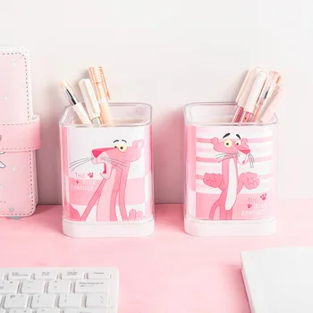 Pink lovely cartoon girl heart pen container creative student stationery desktop acrylic thickened makeup brush container 
Pink lovely cartoon girl heart pen container creative student stationery desktop acrylic thickened makeup brush container