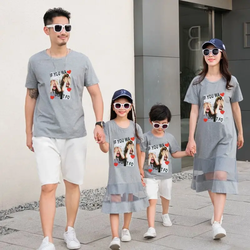 Family Look Family Matching Clothes Mommy and Me Clothes Summer 2019 New Short-sleeved Summer T-shirt Beach dress
Family Look Family Matching Clothes Mommy and Me Clothes Summer 2019 New Short-sleeved Summer T-shirt Beach dress