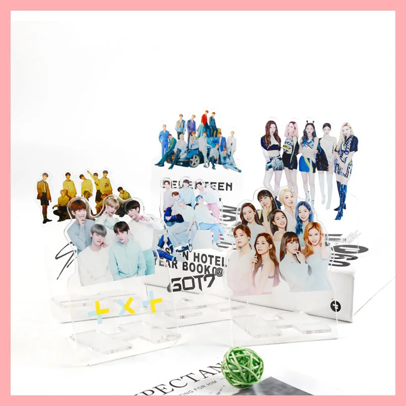 Got7 Seventeen Strtaykids ITZY TXT Stand Figure Board Fold Mobile Phone Holder S.COUPS BAMBAM JACKSON YoungJae JOSHUA LJJ618
Got7 Seventeen Strtaykids ITZY TXT Stand Figure Board Fold Mobile Phone Holder S.COUPS BAMBAM JACKSON YoungJae JOSHUA LJJ618