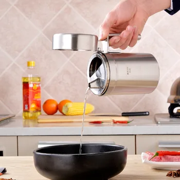 Stainless Steel Oil Bottle Household Oil Leak-Proof Tank Seasoning Soy Sauce Vinegar Bottle Oil Dispenser Kitchen Supplies
Stainless Steel Oil Bottle Household Oil Leak-Proof Tank Seasoning Soy Sauce Vinegar Bottle Oil Dispenser Kitchen Supplies