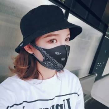 1pcs Breathable PM2.5 Dust Proof Mask Women Fashion Ice Silk Mouth Mask Reusable Summer Korean Anti pollution Washable Mask
1pcs Breathable PM2.5 Dust Proof Mask Women Fashion Ice Silk Mouth Mask Reusable Summer Korean Anti pollution Washable Mask