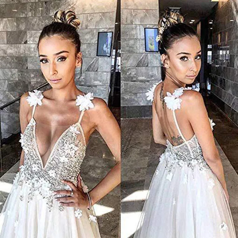 Unique Sexy Open Back Bridal Wedding Dresses A Line Illusion V Neckline Spaghetti Straps Wedding Gowns for Bride Beading Floral 
Unique Sexy Open Back Bridal Wedding Dresses A Line Illusion V Neckline Spaghetti Straps Wedding Gowns for Bride Beading Floral