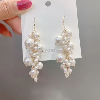 2020 Korean New Manual Beaded Big Small Simulated Pearl Grape Shape Long Drop Dangle Earrings For Women Fashion Ear Accessories
2020 Korean New Manual Beaded Big Small Simulated Pearl Grape Shape Long Drop Dangle Earrings For Women Fashion Ear Accessories