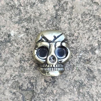 HORNET Skull Zinc Alloy Metal Herb Smoking Tobacco Grinder Hand Crank Herb Crusher
HORNET Skull Zinc Alloy Metal Herb Smoking Tobacco Grinder Hand Crank Herb Crusher