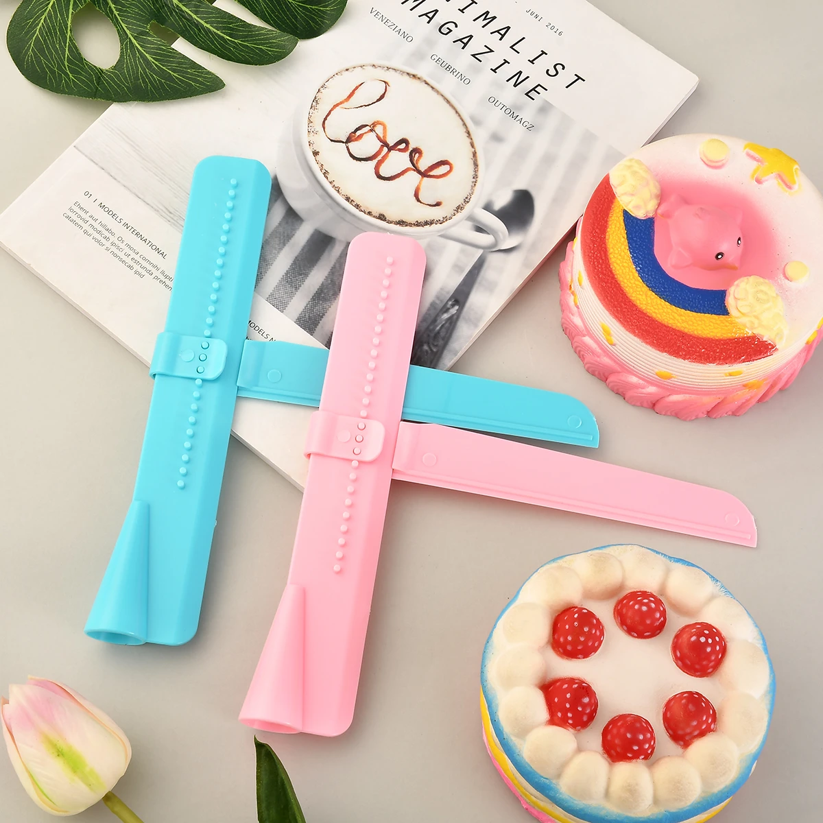 Cake Scraper Smoother Adjustable Fondant Spatulas Cake Edge Smoother Cream Decorating DIY Bakeware Tableware Kitchen Tool
Cake Scraper Smoother Adjustable Fondant Spatulas Cake Edge Smoother Cream Decorating DIY Bakeware Tableware Kitchen Tool