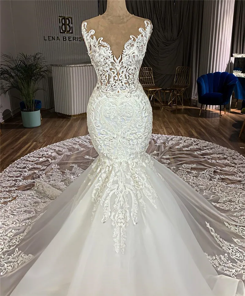 Romantic Lace Mermaid Wedding Dress With Cathedral Train Sexy Sheer O Neck Zipper Back Wedding Gowns Robe De Mariee
Romantic Lace Mermaid Wedding Dress With Cathedral Train Sexy Sheer O Neck Zipper Back Wedding Gowns Robe De Mariee
