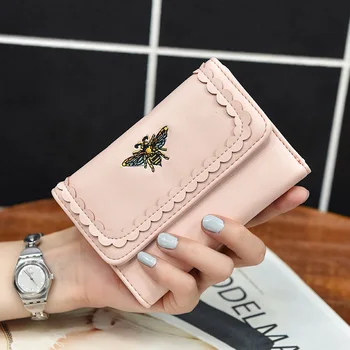 Pat&hap 100% PU Leather Woman Short Wallet Honeybee Embroidery Designer Wallets Slim Womens Purses Cardholder Fashion Carteira
Pat&hap 100% PU Leather Woman Short Wallet Honeybee Embroidery Designer Wallets Slim Womens Purses Cardholder Fashion Carteira