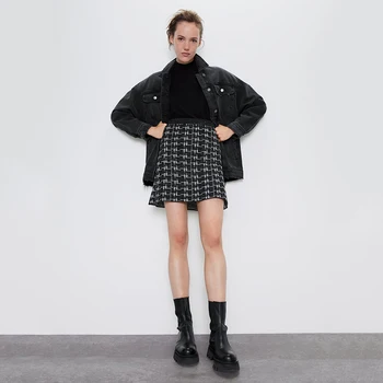 2019 Autumn and Winter New ZA Mini Skirt Europe and America Hot Sale Women British Style Knitted Elastic Waist Waist Joker Skirt
2019 Autumn and Winter New ZA Mini Skirt Europe and America Hot Sale Women British Style Knitted Elastic Waist Waist Joker Skirt