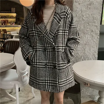 HziriP 2019 New Fashion Women Woolen Coat Warm Thick Houndstooth Faux Wool Coat Vintage Loose Elegant Vintage Plaid Coats Female
HziriP 2019 New Fashion Women Woolen Coat Warm Thick Houndstooth Faux Wool Coat Vintage Loose Elegant Vintage Plaid Coats Female