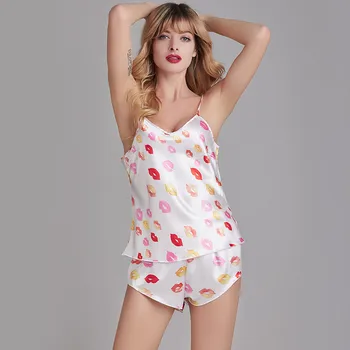 Pyjama Women Sexy Lingerie Set Summer Sleepwear Female Pajama set Cute Nightwear Sleep Lounge Top and Shorts Pijama Mujer 
Pyjama Women Sexy Lingerie Set Summer Sleepwear Female Pajama set Cute Nightwear Sleep Lounge Top and Shorts Pijama Mujer