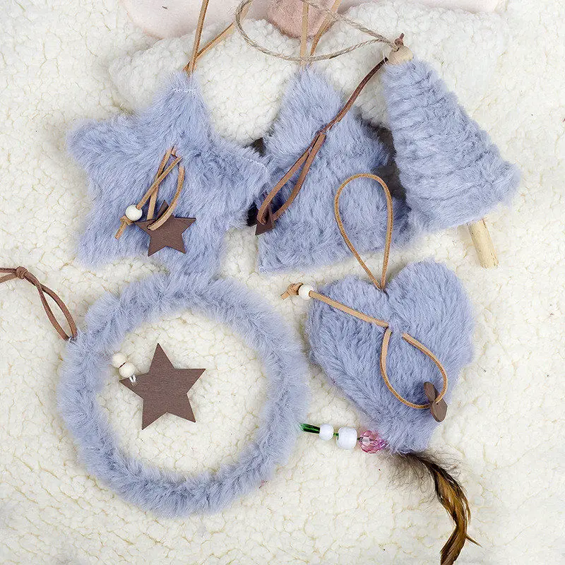 5pcs/pack Creative Plush Christmas Tree Hanging Pendant Pink White Heart Star Feather Ornament Xmas Decor for Home Xmas 2020
5pcs/pack Creative Plush Christmas Tree Hanging Pendant Pink White Heart Star Feather Ornament Xmas Decor for Home Xmas 2020