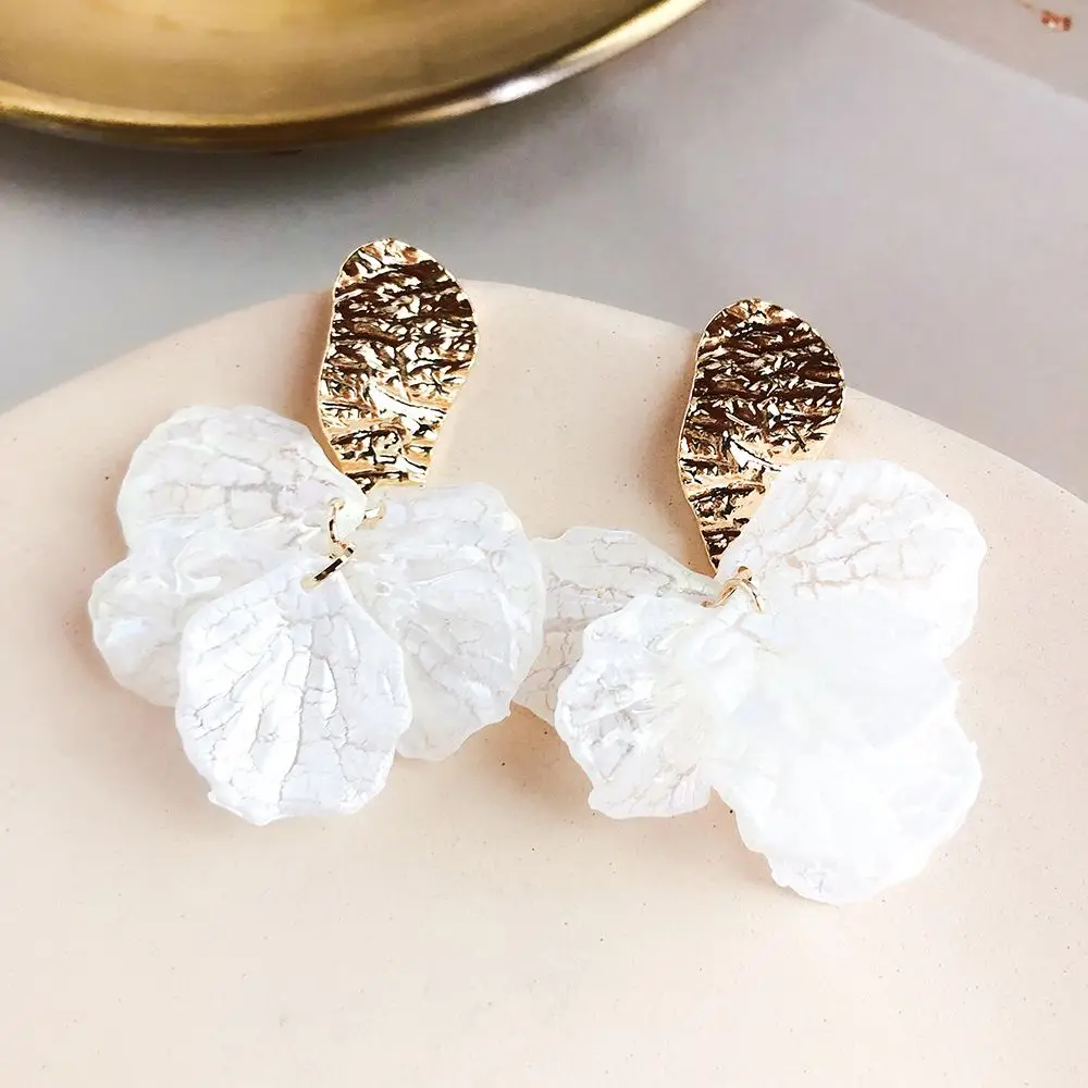 Fashion Big Stud Earrings for Women Wedding Flower Petal Earrings Girls Fashion Charm Jewelry Accessories White Flower Statement
Fashion Big Stud Earrings for Women Wedding Flower Petal Earrings Girls Fashion Charm Jewelry Accessories White Flower Statement