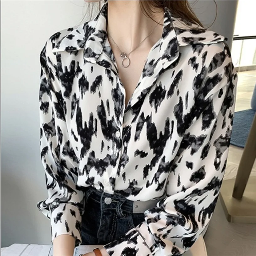 Vintage Blouses For Women New Lapel Loose Shirts Spring Autumn Single Breasted Loose Chic Tops
Vintage Blouses For Women New Lapel Loose Shirts Spring Autumn Single Breasted Loose Chic Tops