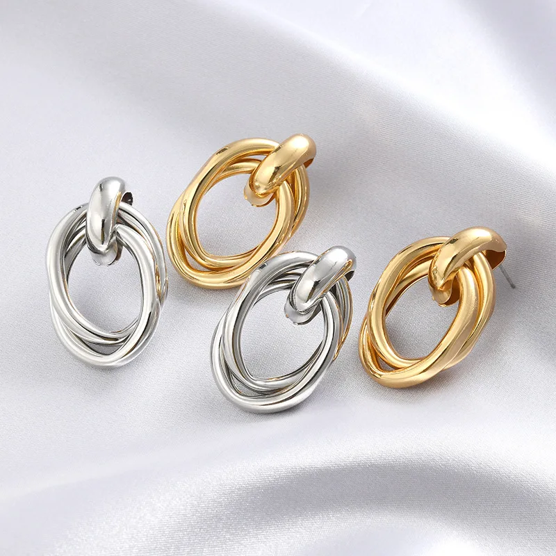 Starmoon Oversized Hollow Round Alloy Drop Earrings For Women Geometry Alloy Earrings Wedding Pendientes Party Jewelry
Starmoon Oversized Hollow Round Alloy Drop Earrings For Women Geometry Alloy Earrings Wedding Pendientes Party Jewelry