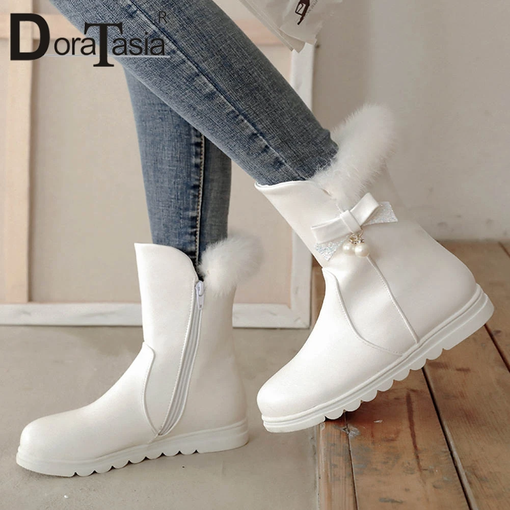 DORATASIA Size 28-40 New Fashion Bowtie Pearl Ladies Non-slip Shoes Woman Casual Party Autumn Winter Mid Calf Boots Women
DORATASIA Size 28-40 New Fashion Bowtie Pearl Ladies Non-slip Shoes Woman Casual Party Autumn Winter Mid Calf Boots Women