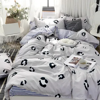 Bed Sheet Three-Piece Bedding Quilt Cover Pillow Case-Style Dormitory Quilt Denim
Bed Sheet Three-Piece Bedding Quilt Cover Pillow Case-Style Dormitory Quilt Denim