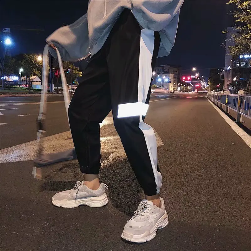 Spring And Autumn Super Fire Reflective Ankle Banded Pants Sub-Men Couples Hong Kong Style Trend Cool Slacks Hip Hop Casual Trou
Spring And Autumn Super Fire Reflective Ankle Banded Pants Sub-Men Couples Hong Kong Style Trend Cool Slacks Hip Hop Casual Trou