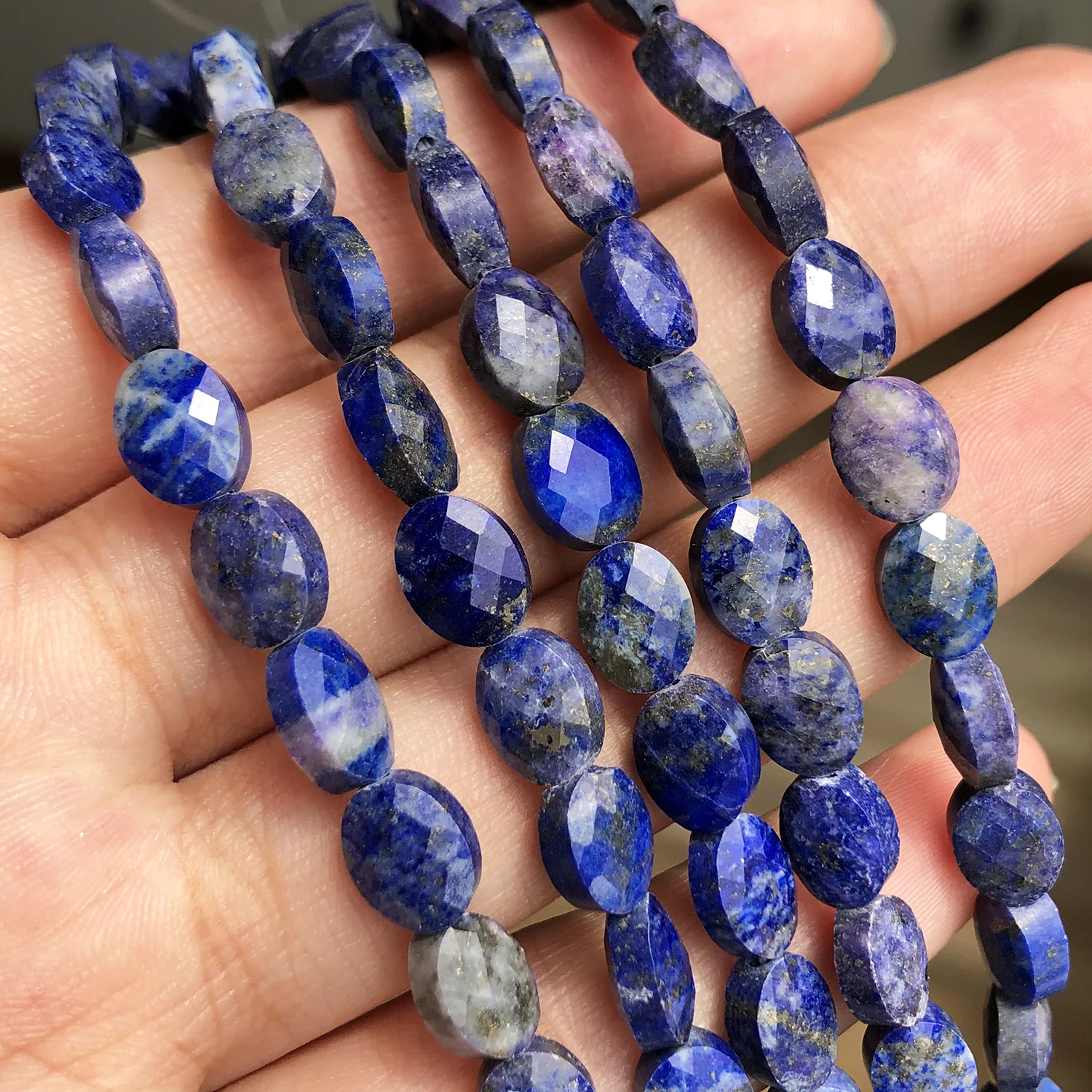 Faceted Lapis Lazuli Stone Beads 6*9mm Oval Loose Spacer Beads For Jewelry Making DIY Bracelet Necklace Charm Accessories
Faceted Lapis Lazuli Stone Beads 6*9mm Oval Loose Spacer Beads For Jewelry Making DIY Bracelet Necklace Charm Accessories