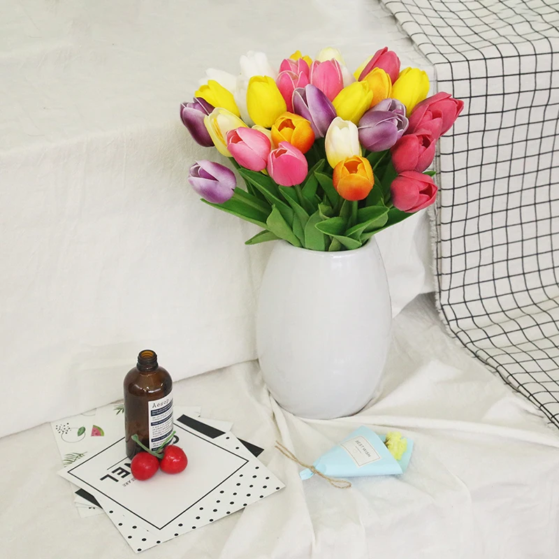 10pcs/lot Plastic Fake Artificial Flowers Bouquet Beauty Dried Tulip Flowers Plants Party Wedding Luxury Home Decor Love Gift 
10pcs/lot Plastic Fake Artificial Flowers Bouquet Beauty Dried Tulip Flowers Plants Party Wedding Luxury Home Decor Love Gift