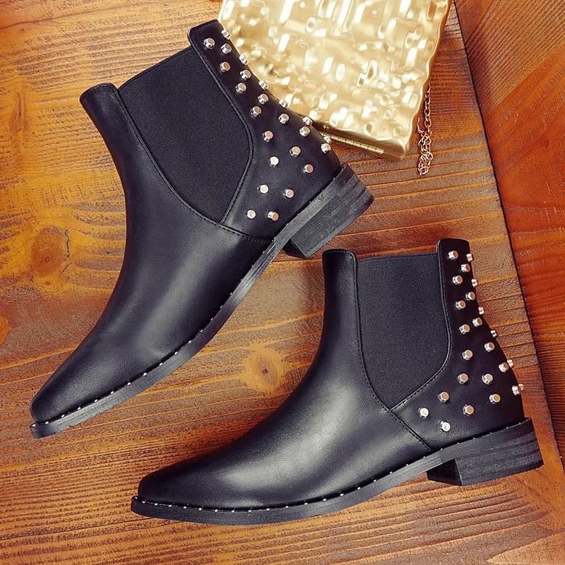 Factory Price 2019 New Style Pointed-Toe Martin Chelsea Boots Rivet Sleeve Short plus Velvet Warm Women's Large Size Short Boots
Factory Price 2019 New Style Pointed-Toe Martin Chelsea Boots Rivet Sleeve Short plus Velvet Warm Women's Large Size Short Boots