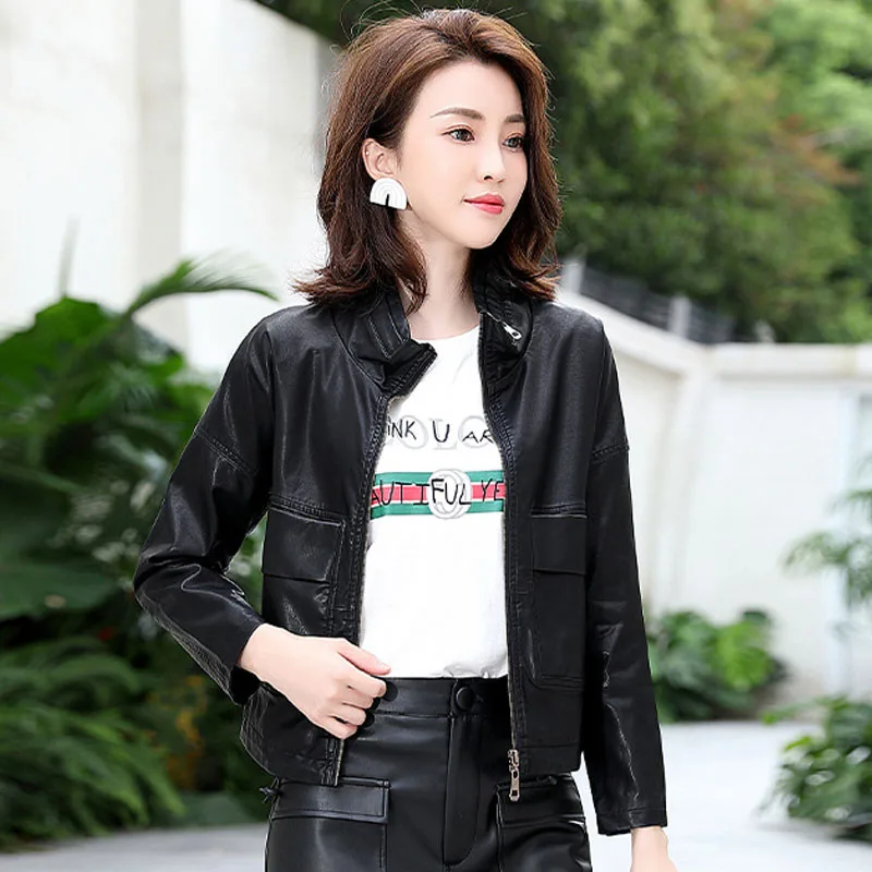 1pcs Women's Plus size jacket coats 2020 Autumn faux fur PU Leather Big pocket Splicing Jacket ladies Skinny locomotive coats
1pcs Women's Plus size jacket coats 2020 Autumn faux fur PU Leather Big pocket Splicing Jacket ladies Skinny locomotive coats
