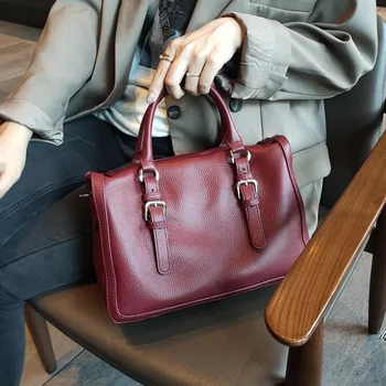 Bags Women's 2020 New Temperament Handbags First Layer Cowhide Soft Large Capacity Shoulder Messenger Leather Bag
Bags Women's 2020 New Temperament Handbags First Layer Cowhide Soft Large Capacity Shoulder Messenger Leather Bag