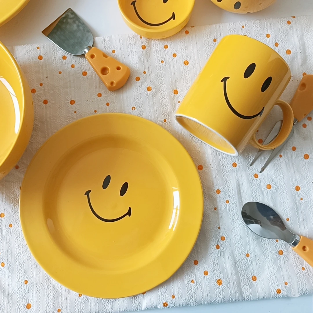Керамические тарелки VIP для домашней посуды кухонная круглая посуда Happy Yellow Smile с