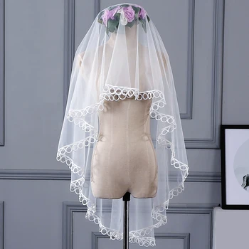 Women Ivory Lace Edge Tulle Bridal Veil Elbow Length 150cm One Layer Wedding Veil Elegant Retro Simple Lady Accessory Headpiece
Women Ivory Lace Edge Tulle Bridal Veil Elbow Length 150cm One Layer Wedding Veil Elegant Retro Simple Lady Accessory Headpiece
