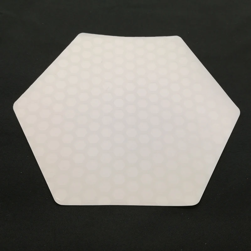 Silicon Rubber Deck Pad Tail Pad Hexagon Surfboard Deck Traction Pad For Surfing
Silicon Rubber Deck Pad Tail Pad Hexagon Surfboard Deck Traction Pad For Surfing