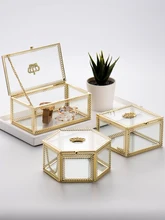 Nordic Style Copper Edge Crown Glass Jewelry Box Jewelry Ring Cosmetics Storage Box Transparent Metal Material Geometry
Nordic Style Copper Edge Crown Glass Jewelry Box Jewelry Ring Cosmetics Storage Box Transparent Metal Material Geometry
