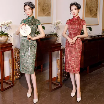 Plus Size 4XL Oriental Design Print Women Short Cheongsam Elegant High Split Chinese Evening Dress Retro Stage Show Qipao
Plus Size 4XL Oriental Design Print Women Short Cheongsam Elegant High Split Chinese Evening Dress Retro Stage Show Qipao