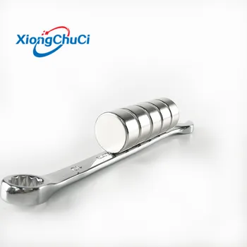 High quality round magnet D20X10 strong magnet neodymium iron boron high quality magnet material
High quality round magnet D20X10 strong magnet neodymium iron boron high quality magnet material