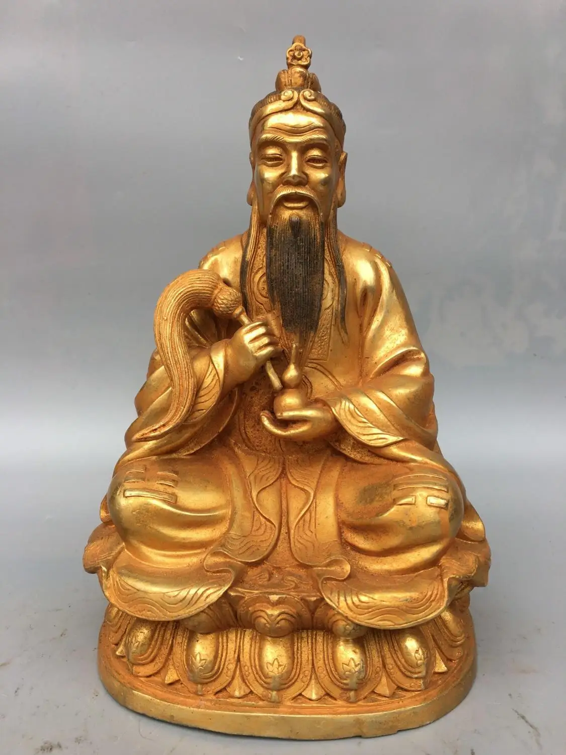 10" Tibet Buddhism Temple Old Bronze Gilt Taishang Laojun Buddha Statue Taoist ancestor Senior moral statue Tao Te Ching
10" Tibet Buddhism Temple Old Bronze Gilt Taishang Laojun Buddha Statue Taoist ancestor Senior moral statue Tao Te Ching
