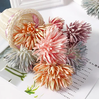 6pcs/lot 12cm New Artificial Flower Silk Mini Handmade Bouquet For Wedding Home Decoration DIY Wreath Christmas Fake Flowers
6pcs/lot 12cm New Artificial Flower Silk Mini Handmade Bouquet For Wedding Home Decoration DIY Wreath Christmas Fake Flowers