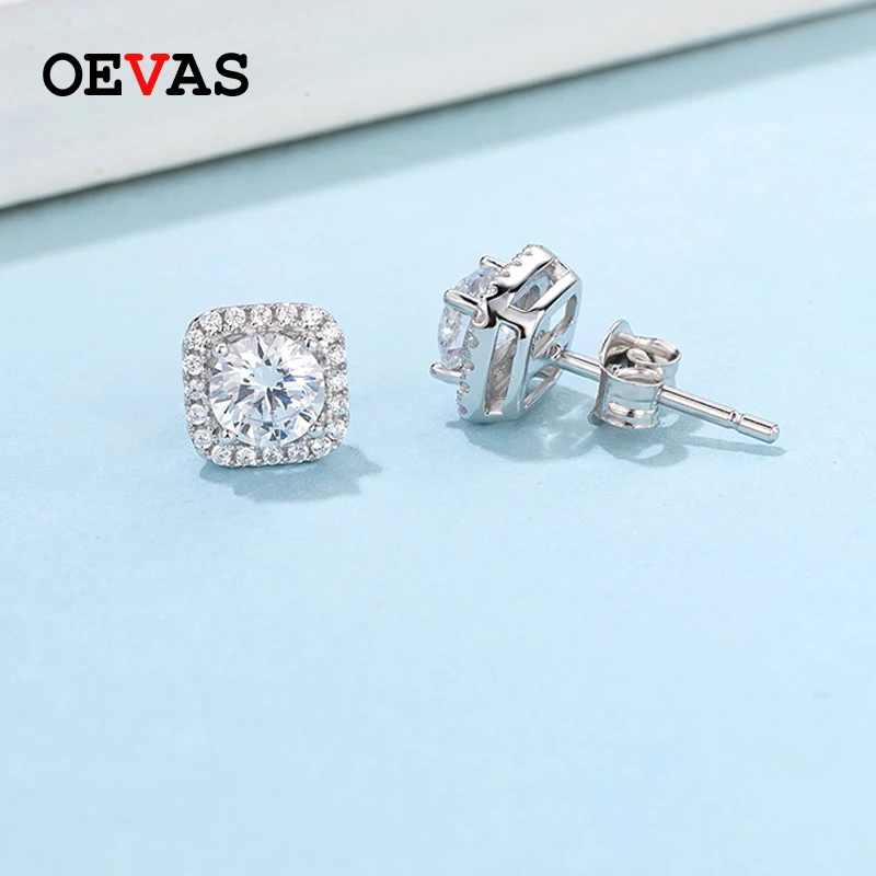 OEVAS Real 0.5 Carat D Color Moissanite Stud Earrings For Women 18K White Gold Color 100% 925 Sterling Silver Wedding Jewelry
OEVAS Real 0.5 Carat D Color Moissanite Stud Earrings For Women 18K White Gold Color 100% 925 Sterling Silver Wedding Jewelry
