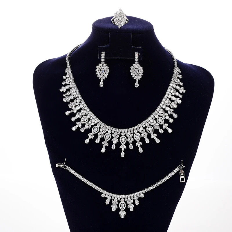 Jewelry Set HADIYANA Sweet Romantic Bride Wedding Necklace Bracelet Ring Earring Set Wedding Souvenir BN8036 Parrure De Bijoux
Jewelry Set HADIYANA Sweet Romantic Bride Wedding Necklace Bracelet Ring Earring Set Wedding Souvenir BN8036 Parrure De Bijoux