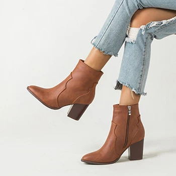 2020 Autumn Winter Motorcycle Western Cowboy Boots Women Soft PU leather Short Cossacks High Heels High top Ankle Booties Shoes
2020 Autumn Winter Motorcycle Western Cowboy Boots Women Soft PU leather Short Cossacks High Heels High top Ankle Booties Shoes