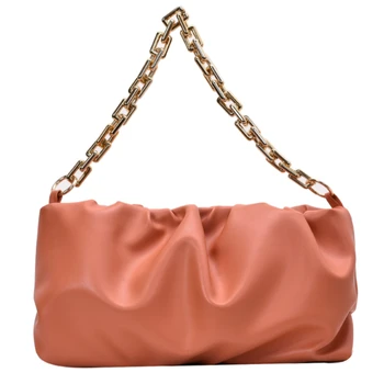 Chain PU Leather Crossbody Bag for Women New Female Shoulder Bags Cloud Party Clutch Bag Solid Color Simple Ladies' Travel Bags 
Chain PU Leather Crossbody Bag for Women New Female Shoulder Bags Cloud Party Clutch Bag Solid Color Simple Ladies' Travel Bags