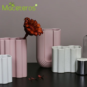 Nordic Creative Geometric Ceramic Vase Simple Flower Arrangement Vase Flower Modern Crafts Home Gardening Decoration Supplies
Nordic Creative Geometric Ceramic Vase Simple Flower Arrangement Vase Flower Modern Crafts Home Gardening Decoration Supplies