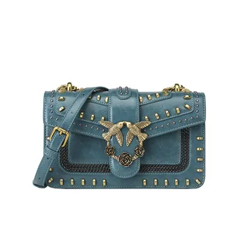 Classic flying bird lock Dionysus bag retro rivet chain bag bird Dionysian bag single shoulder crossbite small square bag
Classic flying bird lock Dionysus bag retro rivet chain bag bird Dionysian bag single shoulder crossbite small square bag