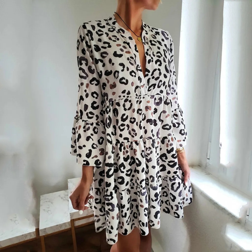 Women V-Neck Leopard Printed Autumn Spring Long Sleeve Ruffled Hem Flare Sleeve Party Mini Dress Loose vestidos 2019
Women V-Neck Leopard Printed Autumn Spring Long Sleeve Ruffled Hem Flare Sleeve Party Mini Dress Loose vestidos 2019