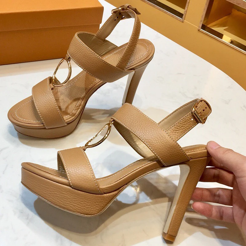 Topwomen Summer Ladies Genuine Leather Sandals 2019 New Fashion Women High Heel Sandals Ladies Party34-41
Topwomen Summer Ladies Genuine Leather Sandals 2019 New Fashion Women High Heel Sandals Ladies Party34-41