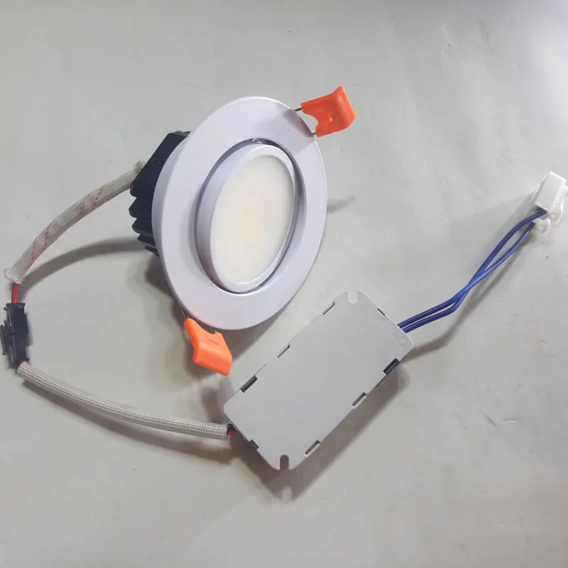 Soft LED Downlight Dimmable LED Ceiling downlight 220V Recessed in Light ac 95-265V 3W 5W 7W 12W 15W Warm cold white Foyer Lamp
Soft LED Downlight Dimmable LED Ceiling downlight 220V Recessed in Light ac 95-265V 3W 5W 7W 12W 15W Warm cold white Foyer Lamp
